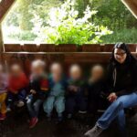 Kinder bei Däumelinchen Kindertagesplege in Essen Werden machen einen Ausflug