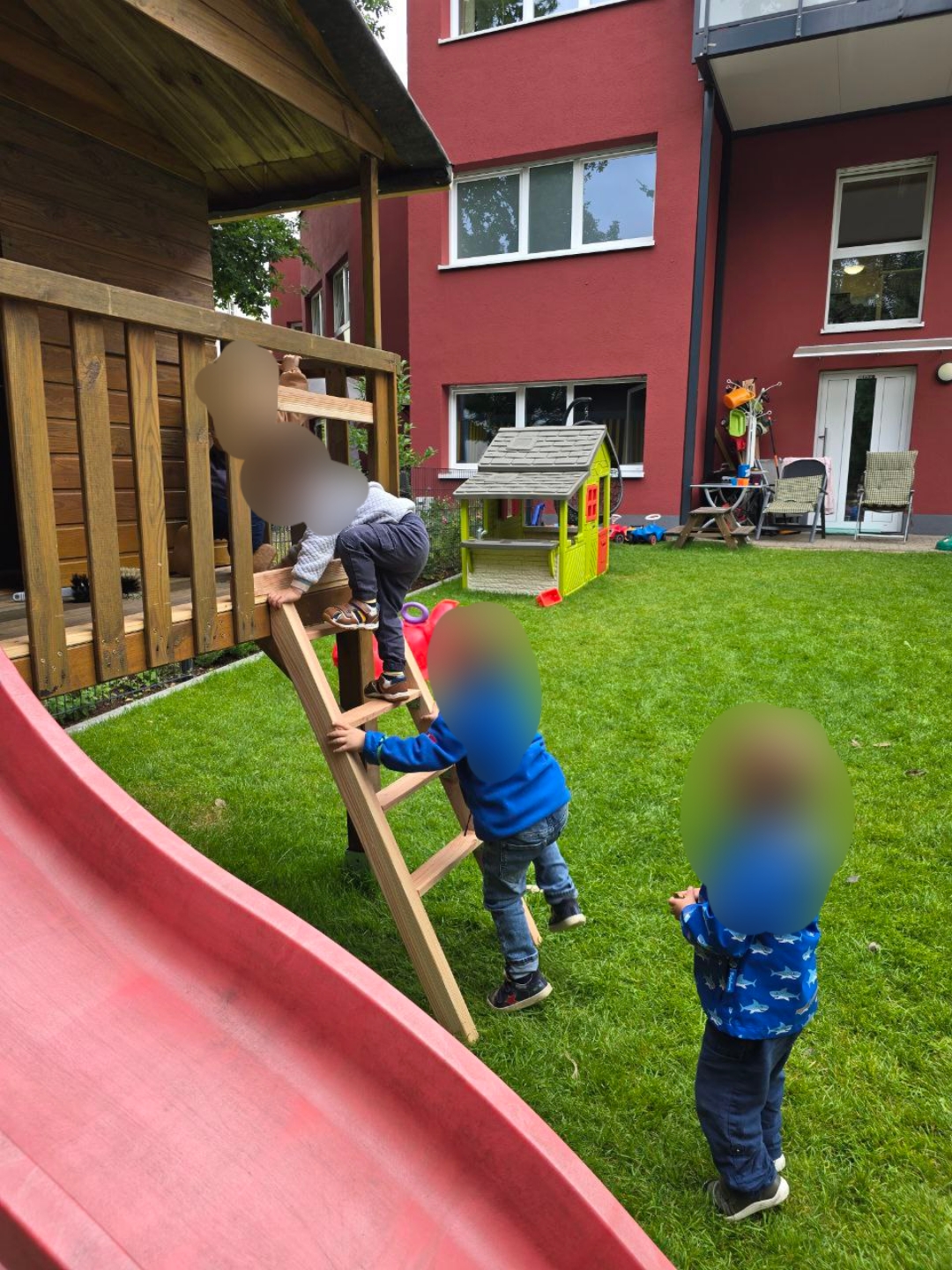 Spielen bei Däumelinchen Kindertagesplege in Essen Werden